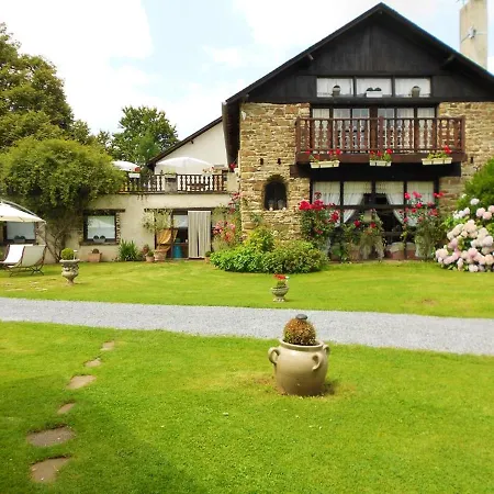 De 8 Avec Piscine Privee Jardin Amenage Et Wifi A De Bosdarros Villa