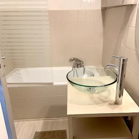 Spacieuse A Avec Piscine Privee Βίλα