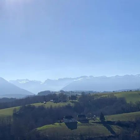 Spacieuse A Avec Piscine Privee