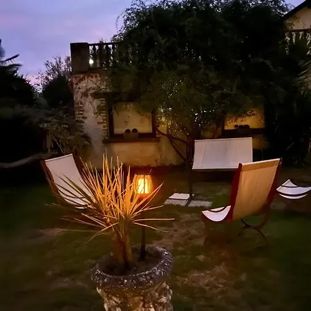 Spacieuse A Avec Piscine Privee Βίλα