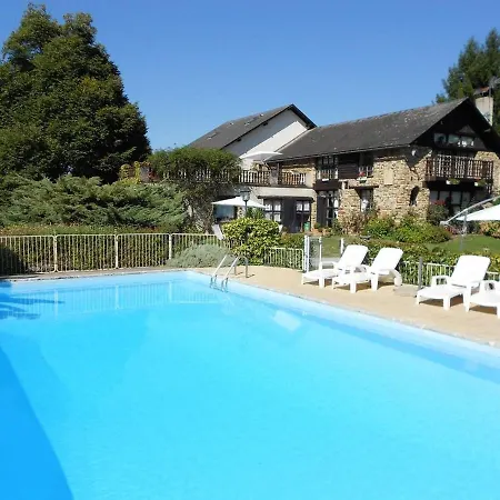 빌라 Spacieuse A Avec Piscine Privee