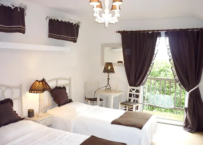 Spacieuse A Avec Piscine Privee Вилла