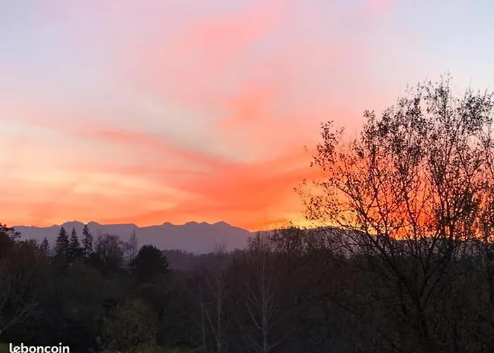 Spacieuse A Avec Piscine Privee Вилла