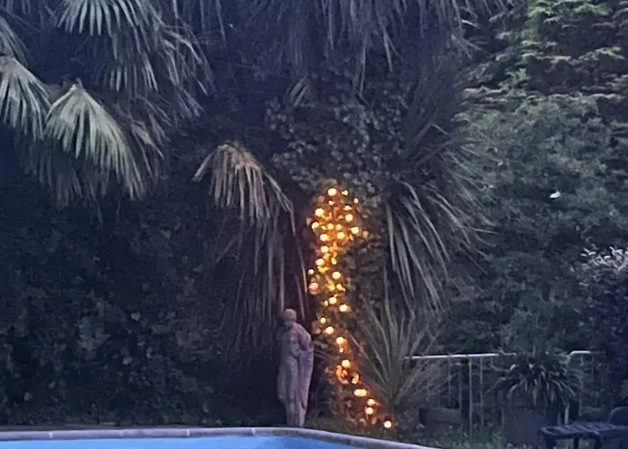 Spacieuse A Avec Piscine Privee Вилла